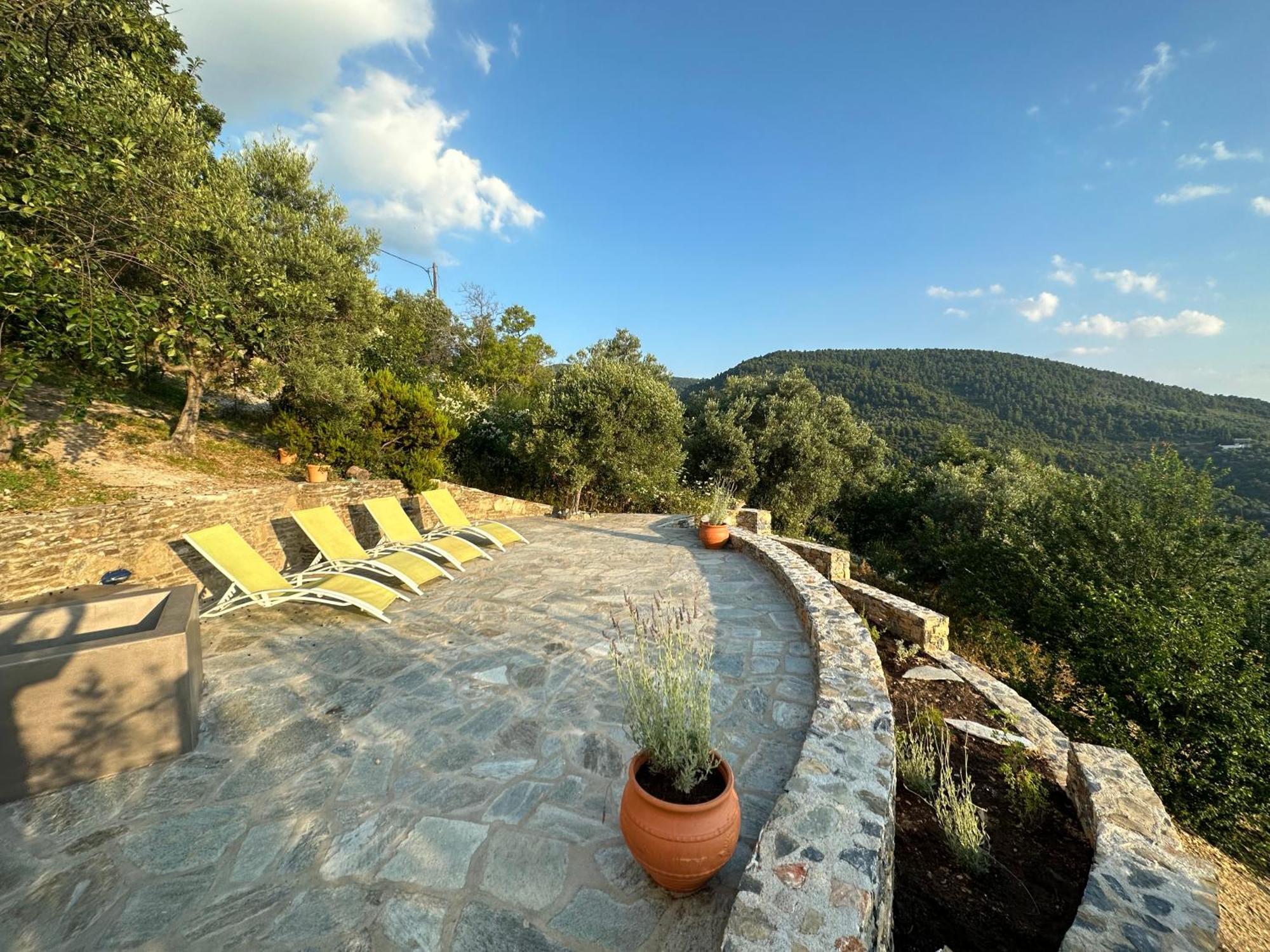 Olive Mill Cottage Skopelos Eksteriør billede