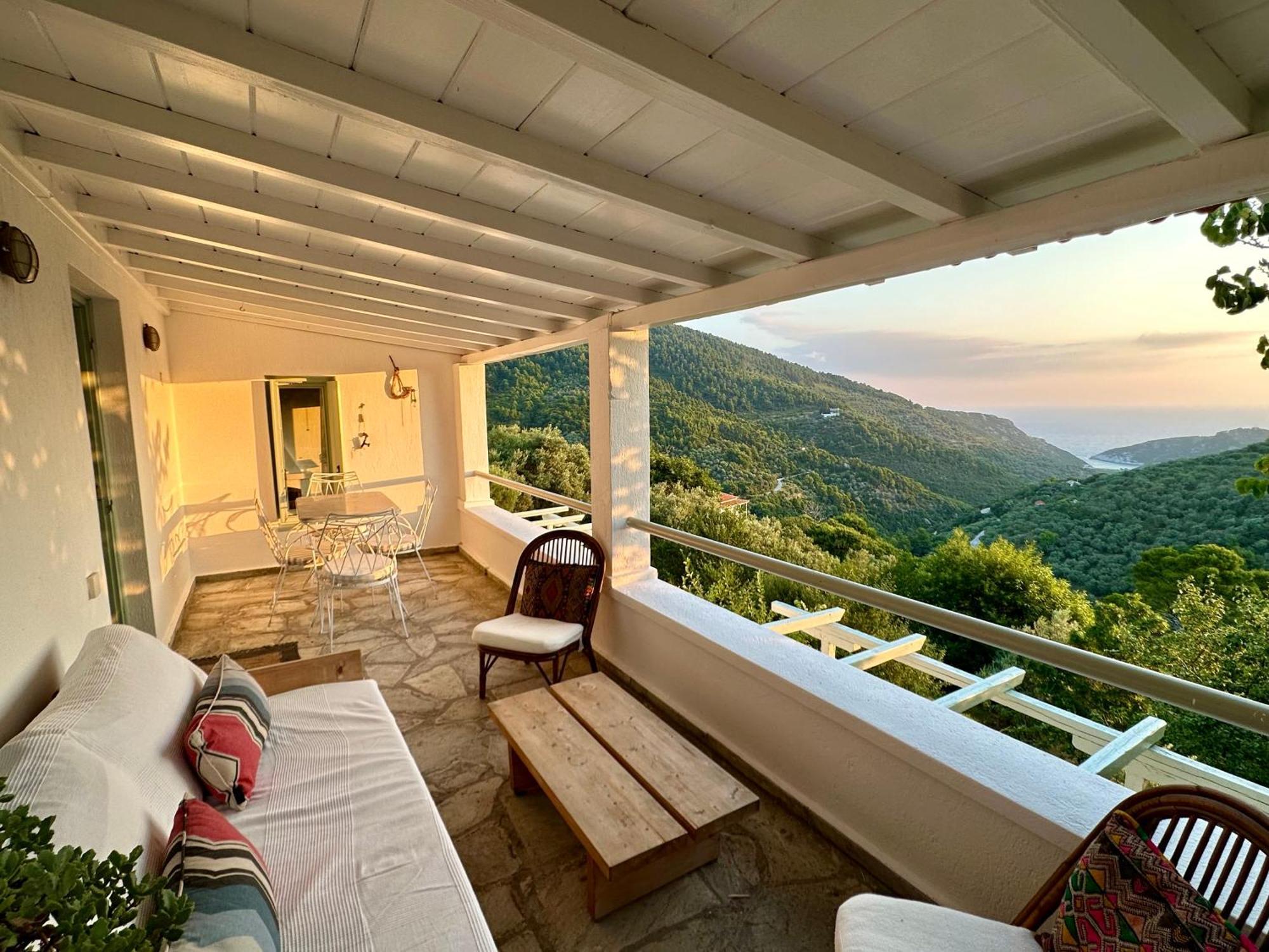 Olive Mill Cottage Skopelos Eksteriør billede